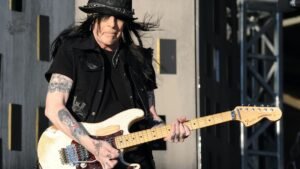 How Much Is Mick Mars Net Worth? Surprising Net Worth Facts - Networthages