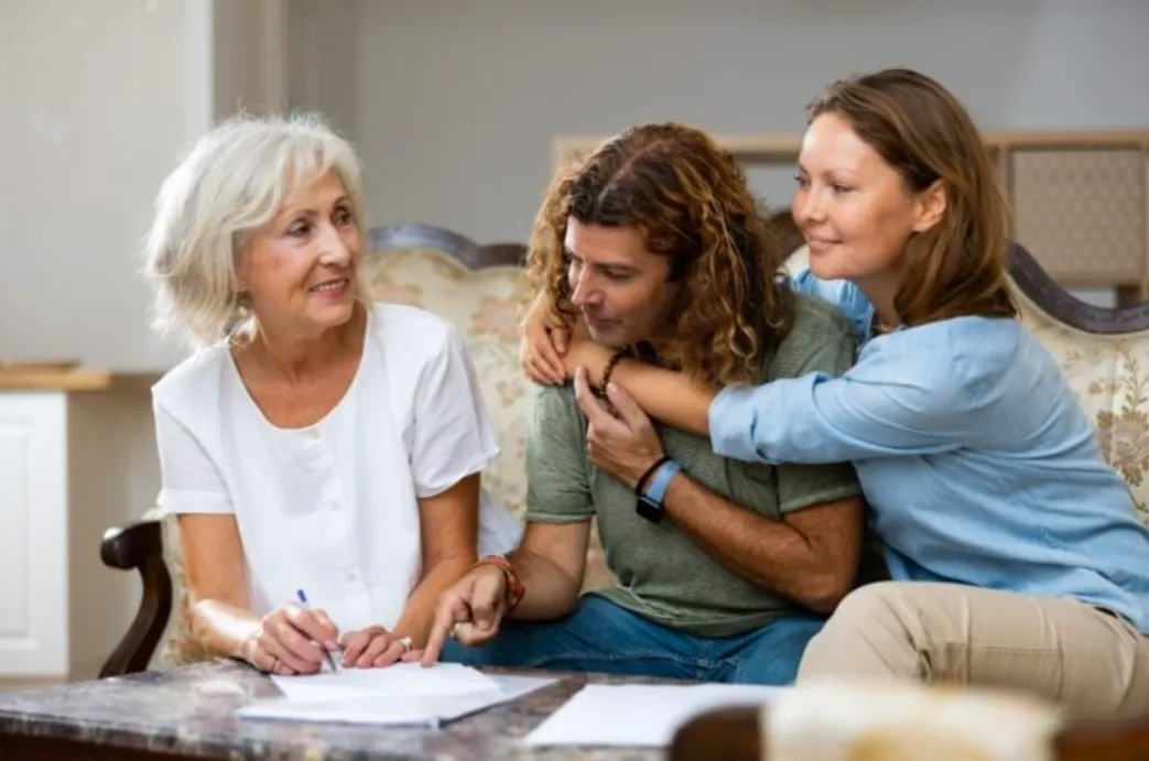 Financial Tips for Supporting Loved Ones