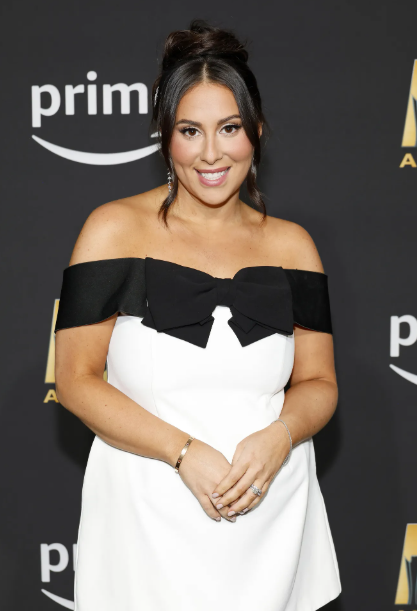 Claudia Oshry Age, Height, Weight, Career, Net Worth And More