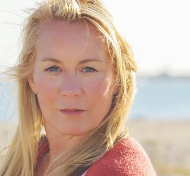 Lara Love Hardin Husband, Age, Height, Weight, Net Worth, Career, And More