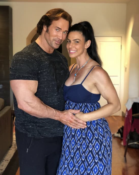 Mike O'Hearn Wife