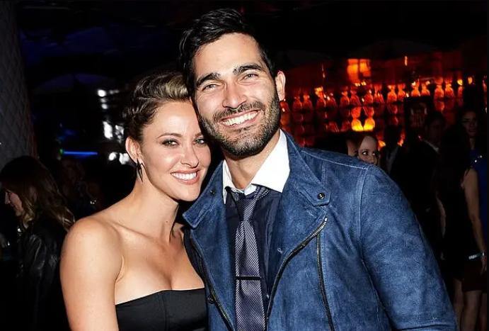 Tyler Hoechlin Wife