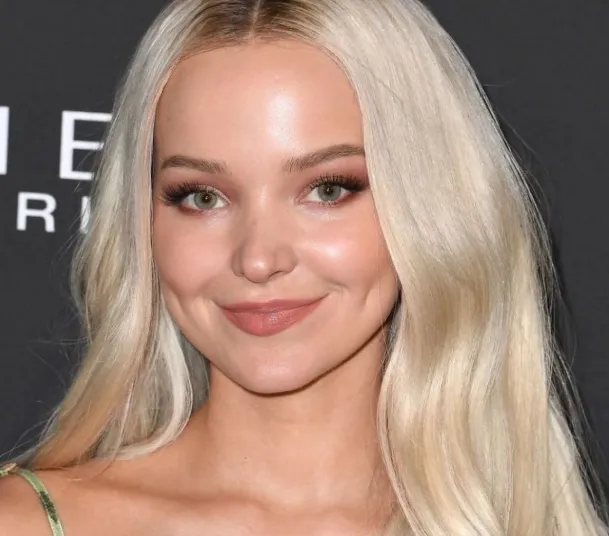 Dove Cameron Age, Height, Weight, Net Worth, Career, And More