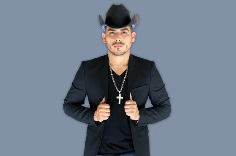 Espinoza Paz's Wife, Age, Height, Weight, Net Worth, Career, And Full Bio