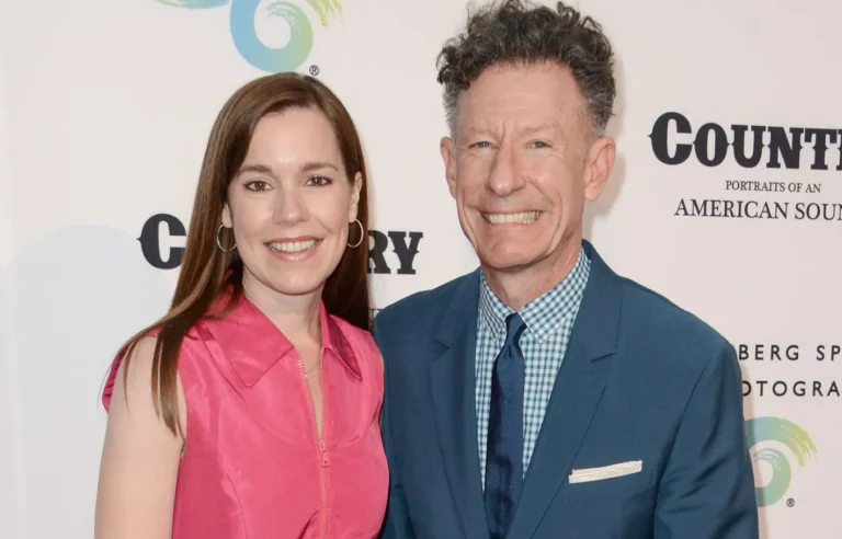 Lyle Lovett Wife, Age, Net Worth, Height, Weight, Career And Full Bio